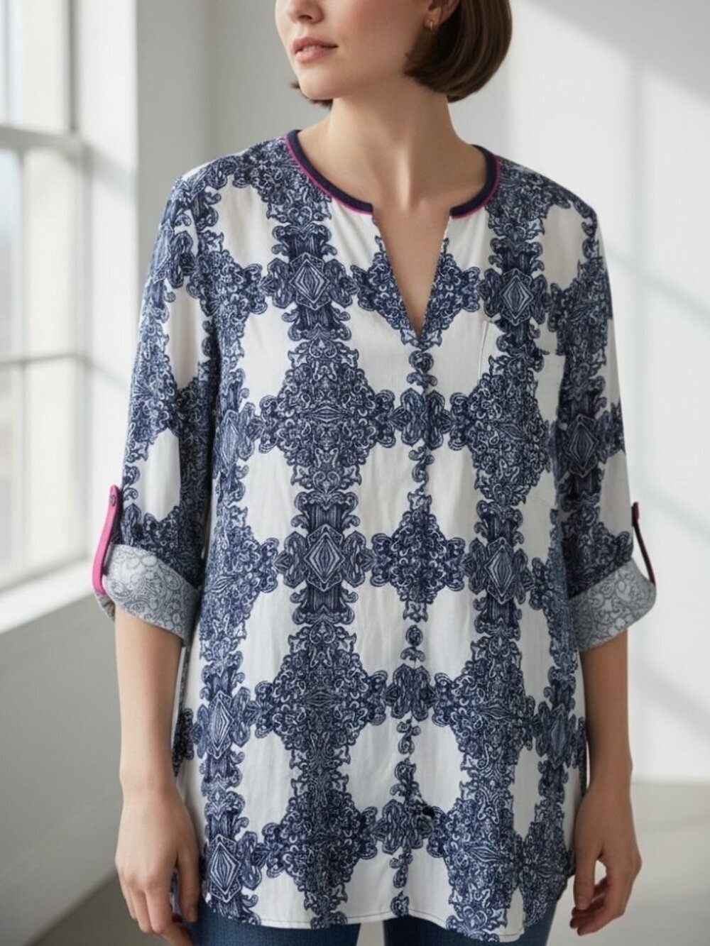 Soft Surroundings 1X White Navy Scroll Print Tunic Top Pink Trim Roll Tab Sleeve